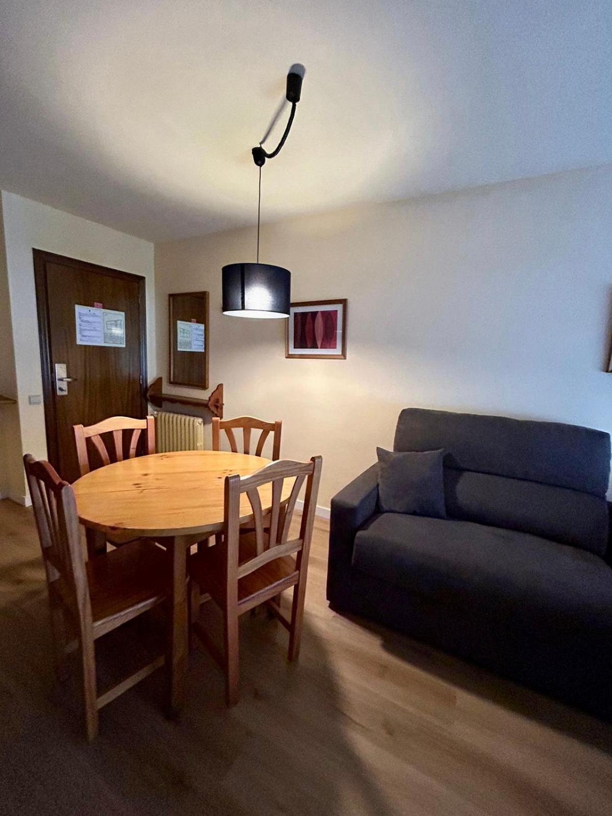 Apartamentos Turisticos Poblado Arinsal Extérieur photo