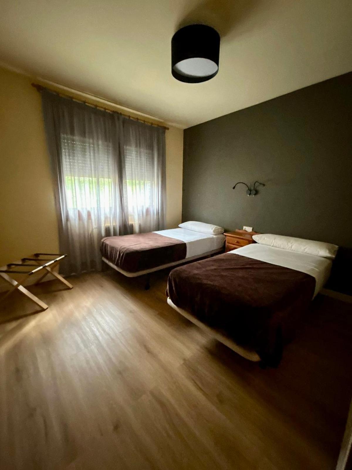 Apartamentos Turisticos Poblado Arinsal Extérieur photo