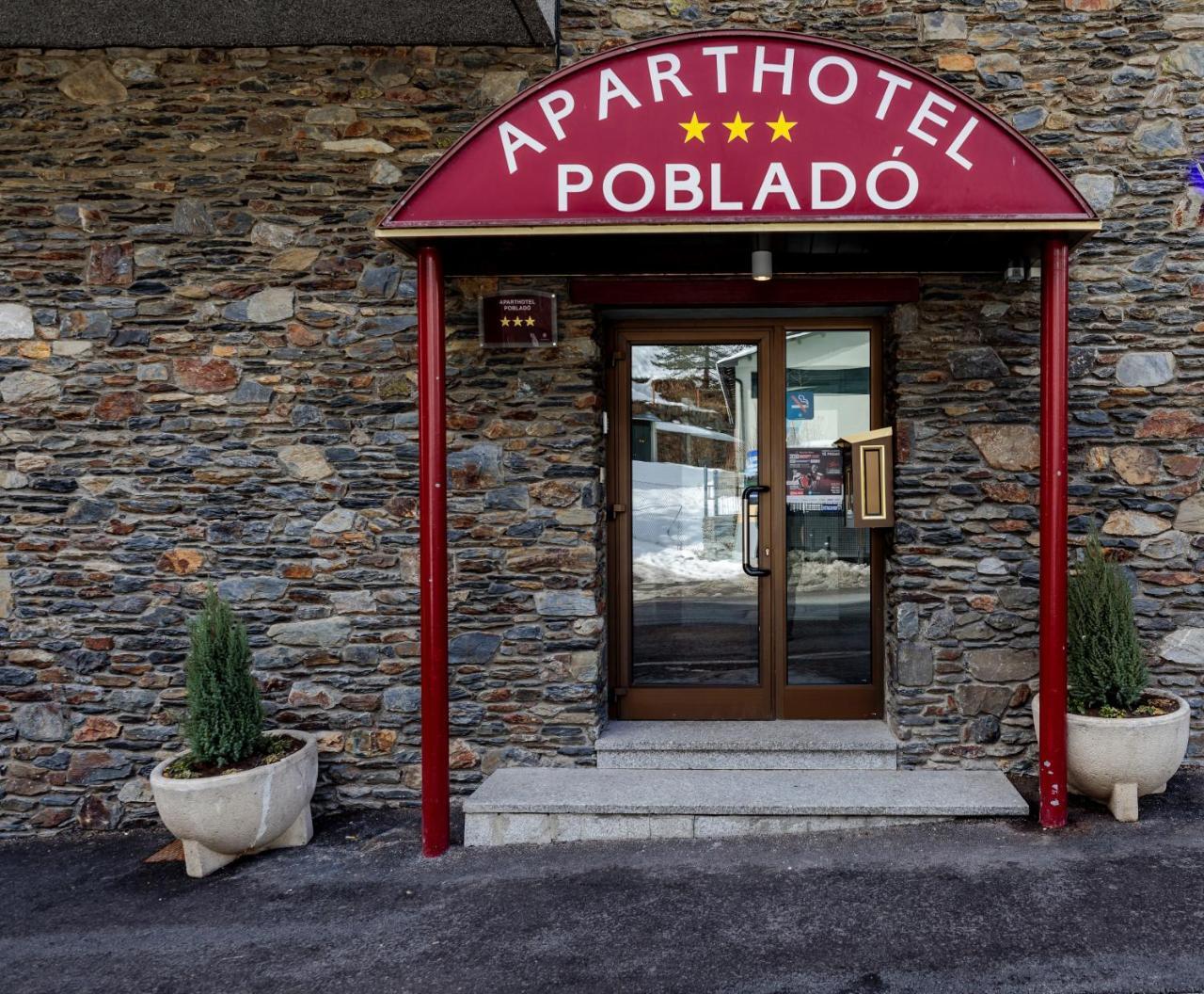 Apartamentos Turisticos Poblado Arinsal Extérieur photo