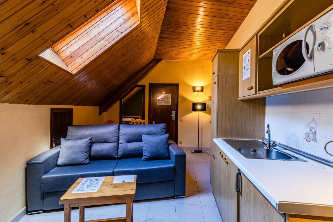 Apartamentos Turisticos Poblado Arinsal Extérieur photo